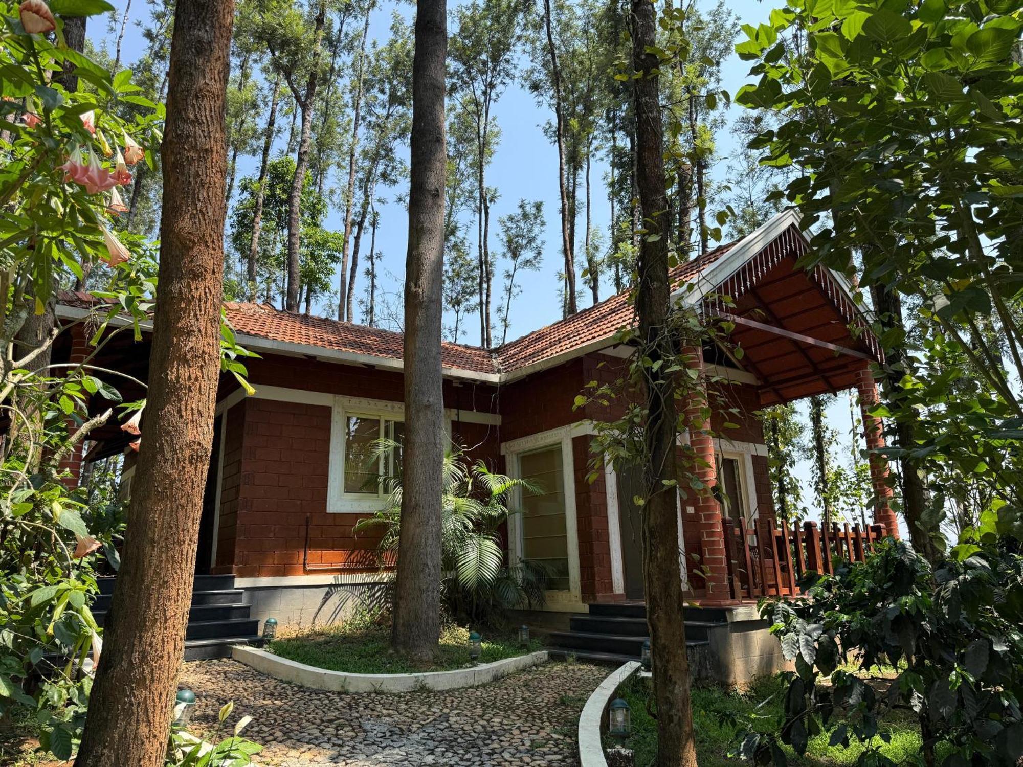 Coffee Grove Resort Chikmagalūr Екстериор снимка