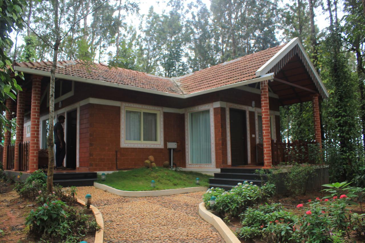 Coffee Grove Resort Chikmagalūr Екстериор снимка